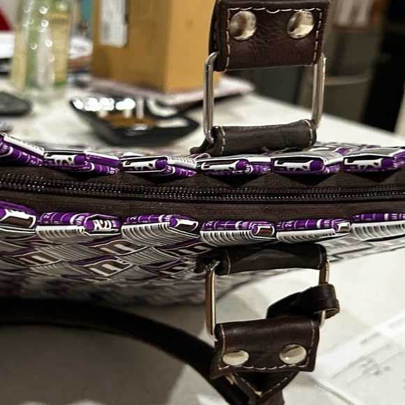 MITZ WITH M&M EMBLEM - Picture 7 of 9